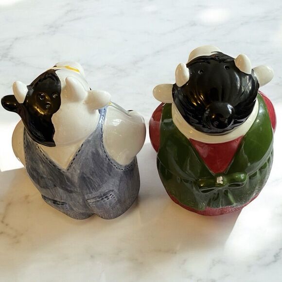 Vintage 1992 Clay Art “American Gothic” Cows Salt & Pepper Shakers - Picture 4 of 14